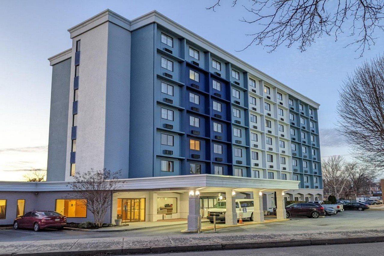 Comfort Inn Philadelphia International Airport West Честер Экстерьер фото