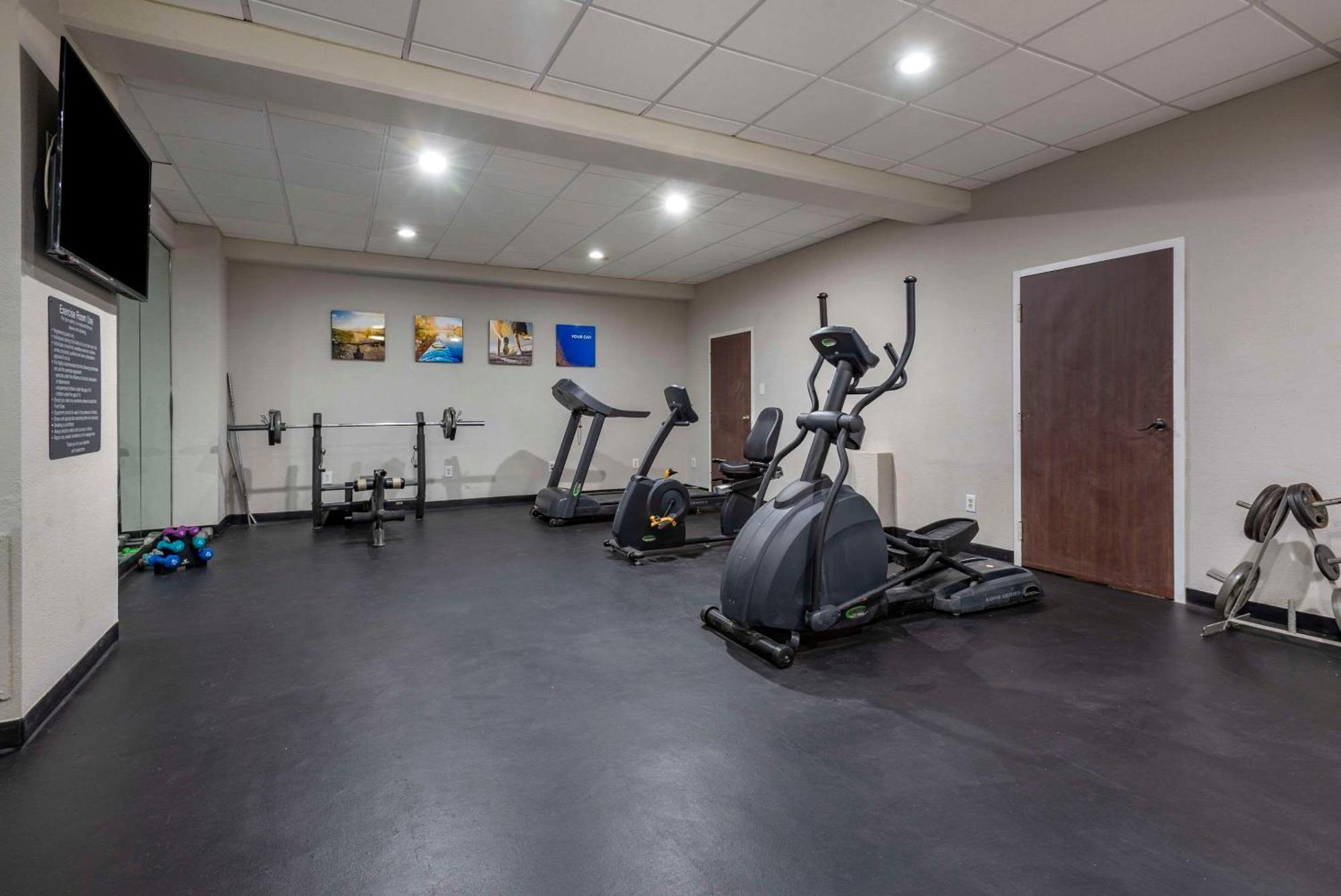 Comfort Inn Philadelphia International Airport West Честер Экстерьер фото
