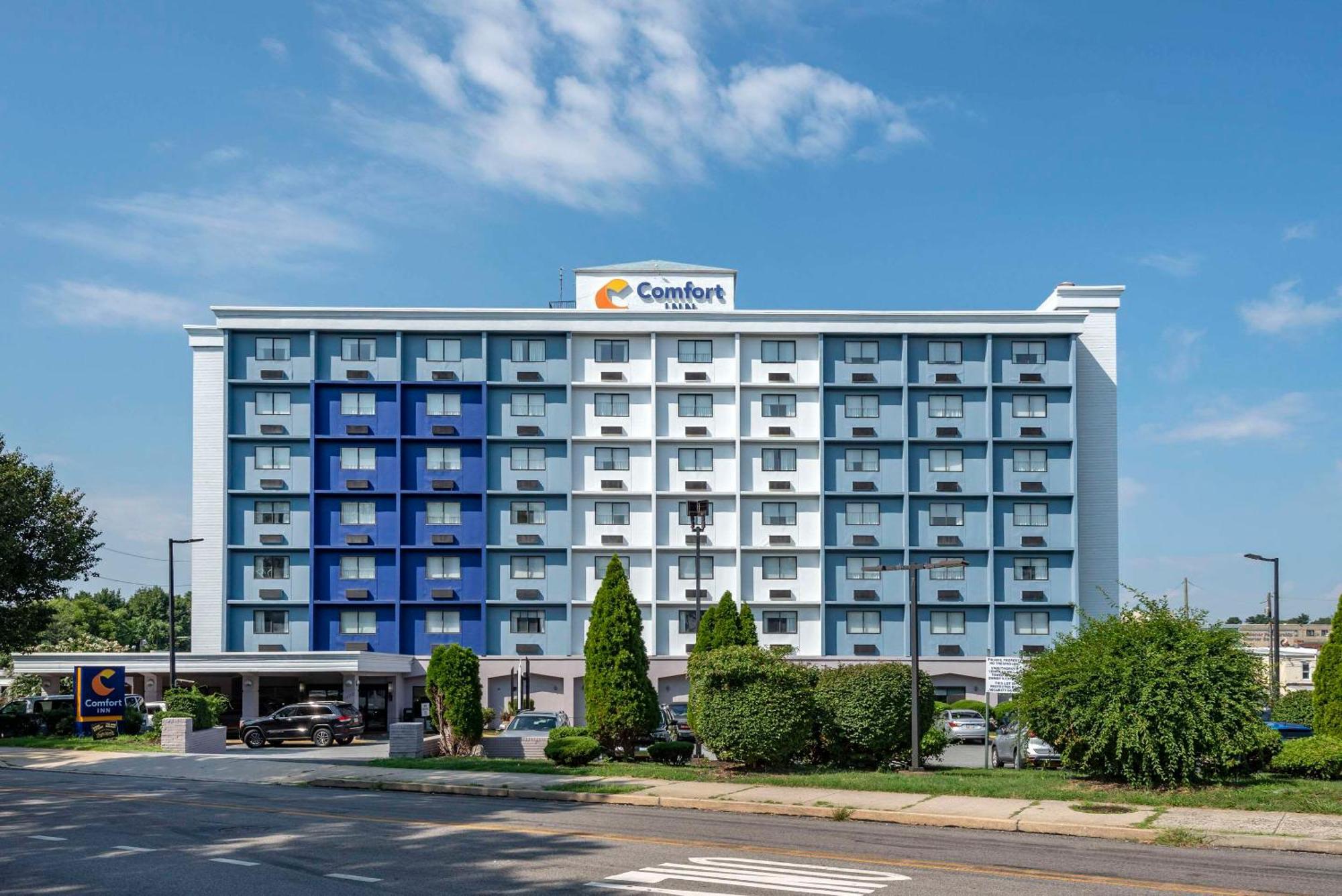 Comfort Inn Philadelphia International Airport West Честер Экстерьер фото