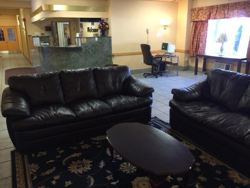 Comfort Inn Philadelphia International Airport West Честер Экстерьер фото